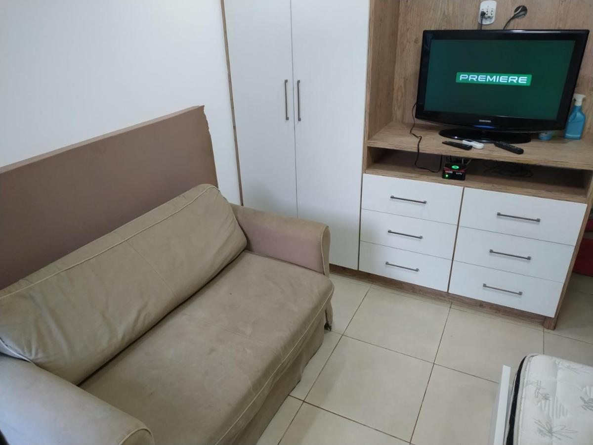 Aluguel De Flats Condominio Bangalo Em Cabo Frio - Bloco 4 Apt 103 ภายนอก รูปภาพ